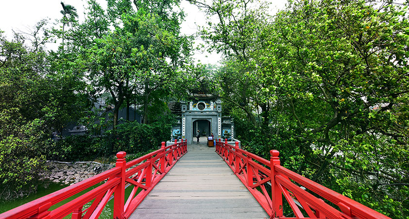 Ngoc Son Temple
