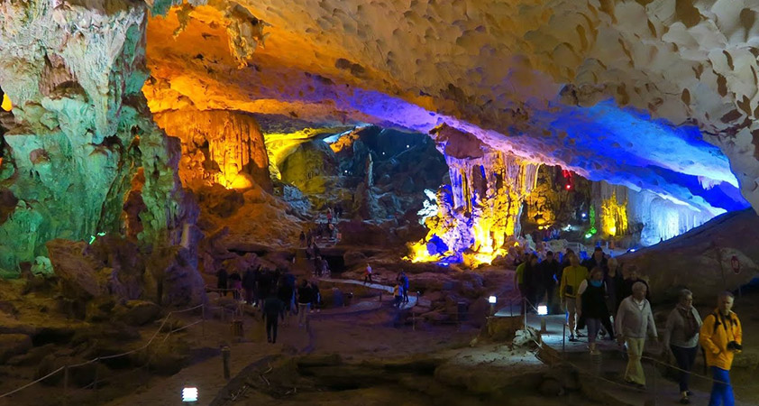 Sung Sot Cave