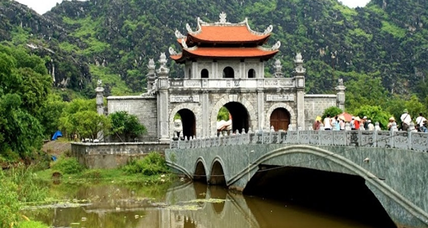 Hoa Lu citadel