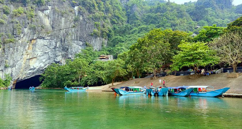 Phong Nha Cave