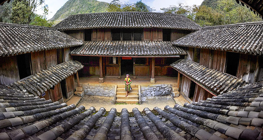 H???Mong King Palace