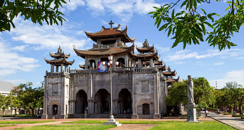 Phat Diem cathedral