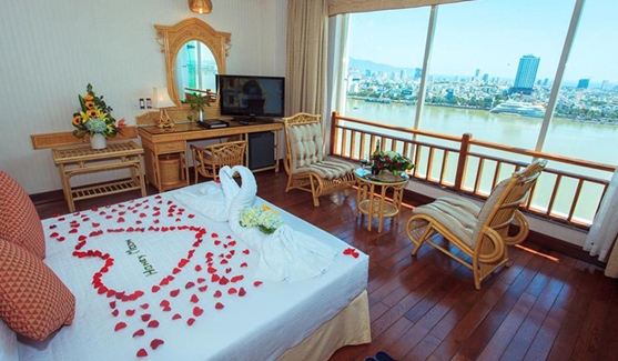 Green Plaza Hotel