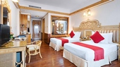 Green Plaza Hotel