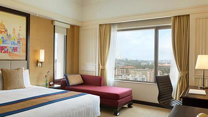 Sule Shangri-La, Yangon Hotel