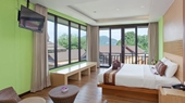  Phi Phi Long Beach Resort