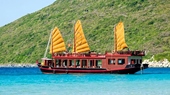 Cruise-in-Nha-Trang-Bay-on-Emperor-Junk-1-day-05