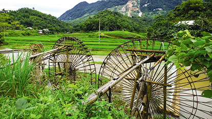 Full day Hoa Binh tour | Tour Mai Chau Hoa Binh 1 day