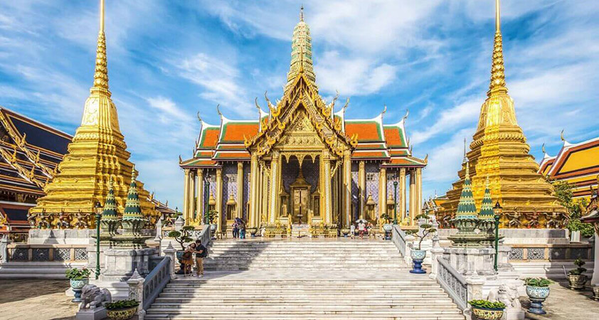 Bangkok houses lots of typical golden temples
