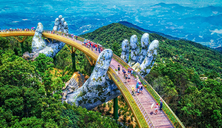 golden-bridge-in-da-nang